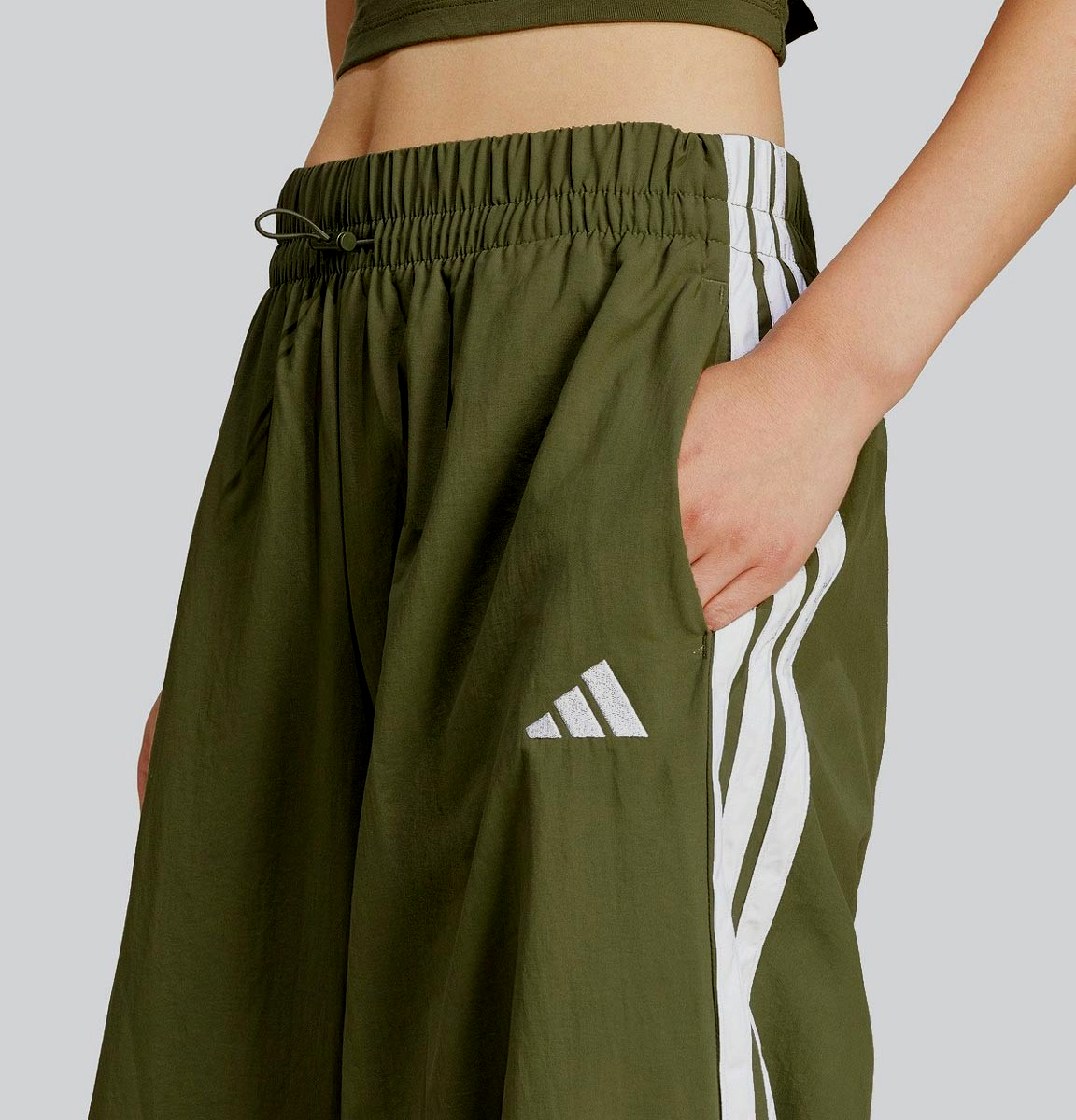 Adidas Parachute Pants oliv Wide Leg JE1308 Gr.XL/42/44