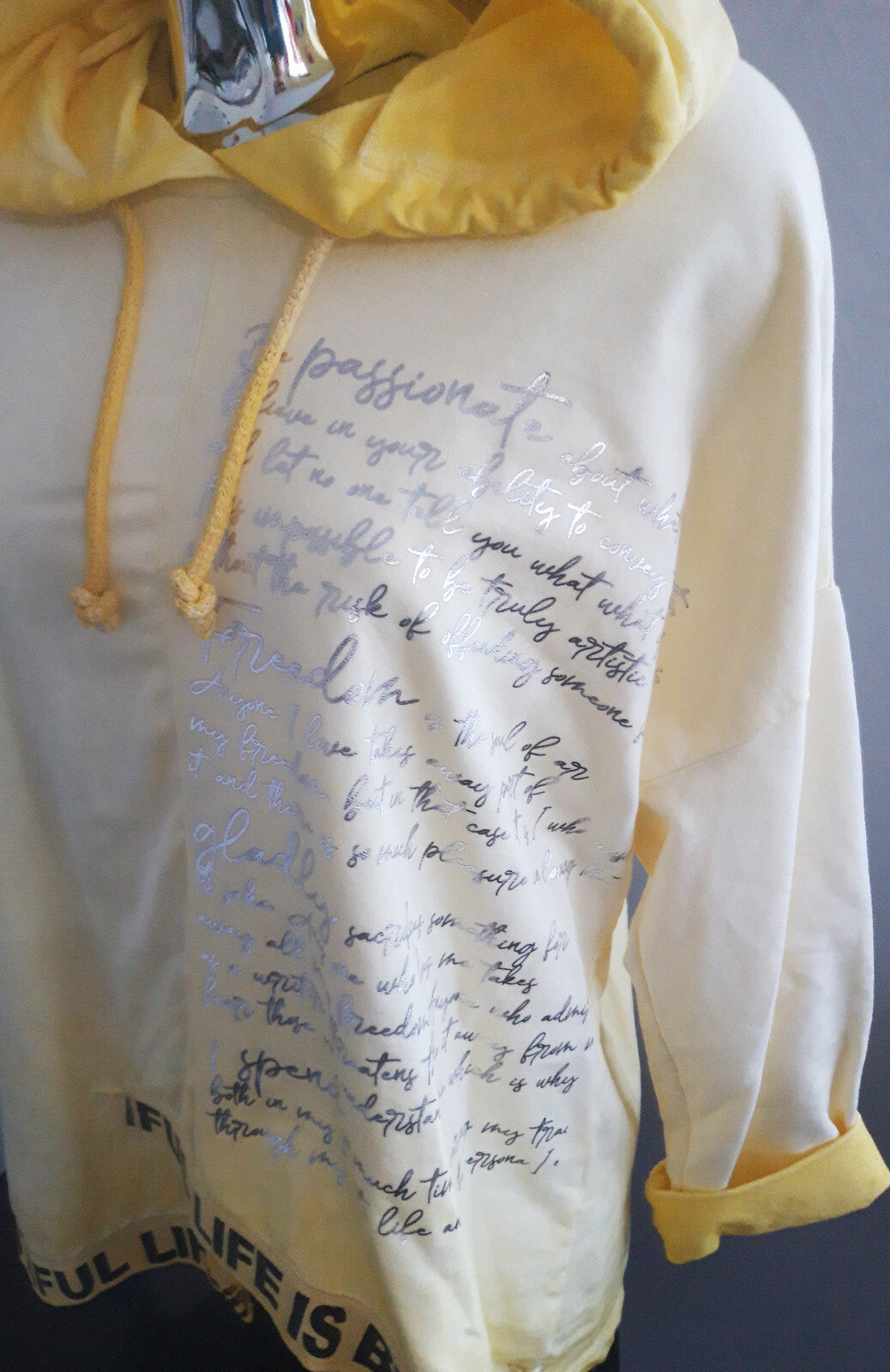 Luna Italy Oversize Shirt asymetrisch Gr.36-40 sonnengelb Silverprint