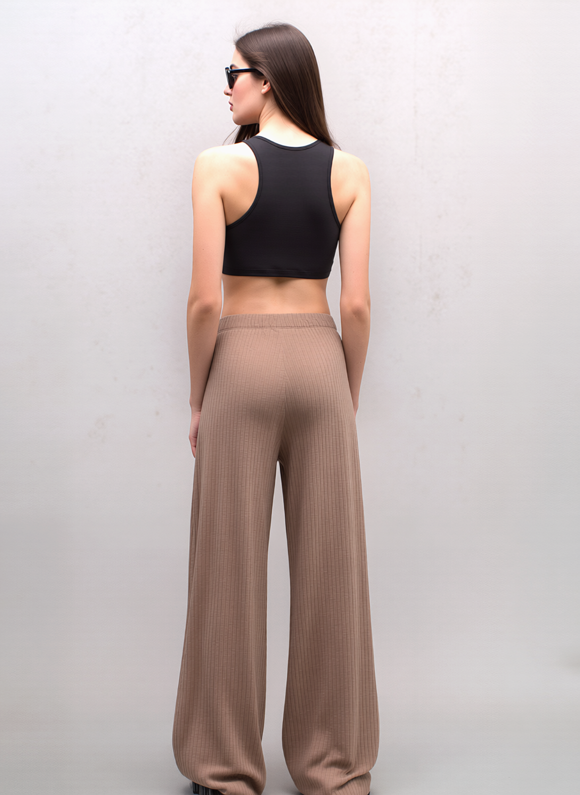 Adidas Essentials Weitripphose Trace Brown Damen JD0768 Gr.L/40/42