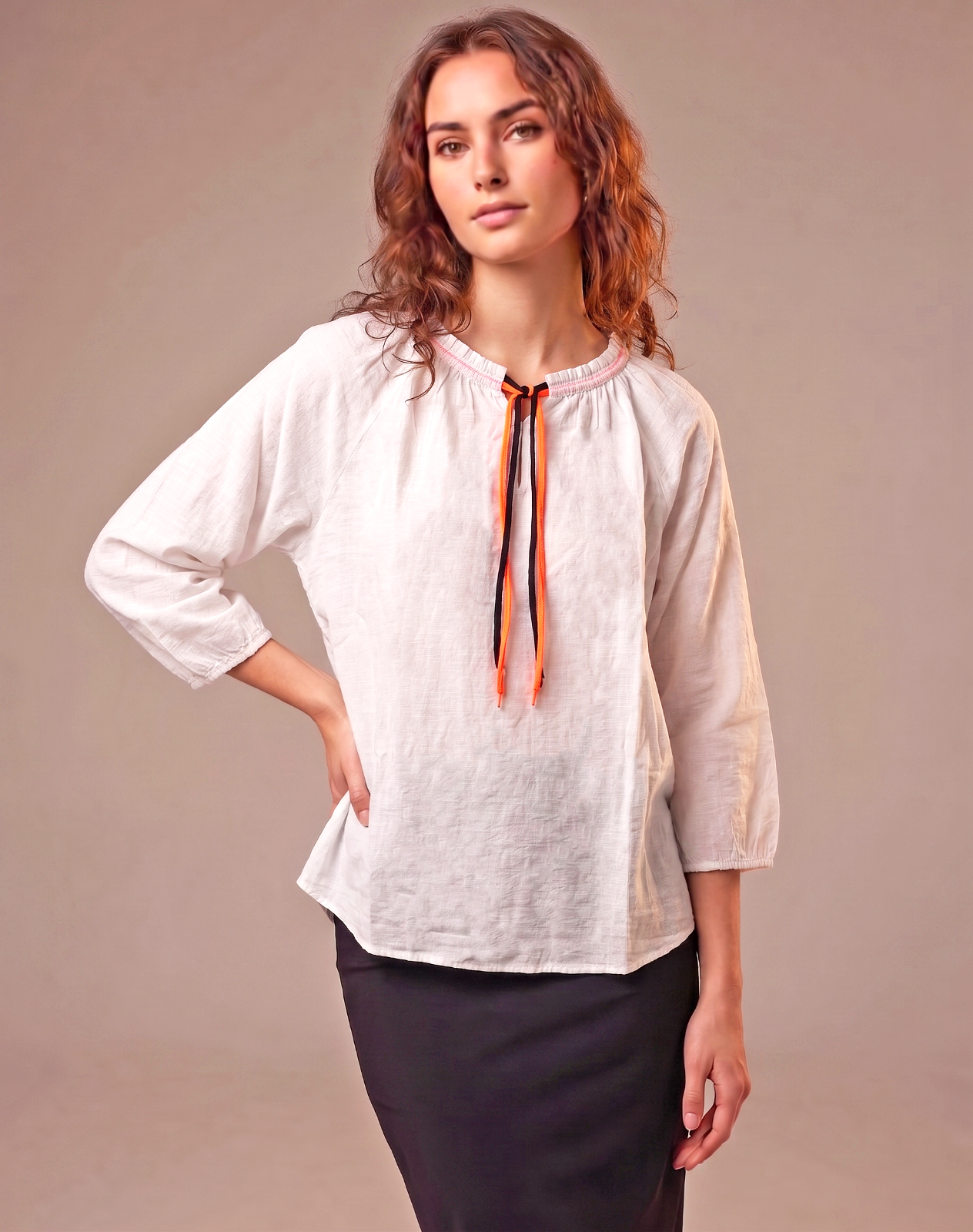 Marc Cain Blusenshirt offwhite stretch Blütenstruktur Gr.N1/34
