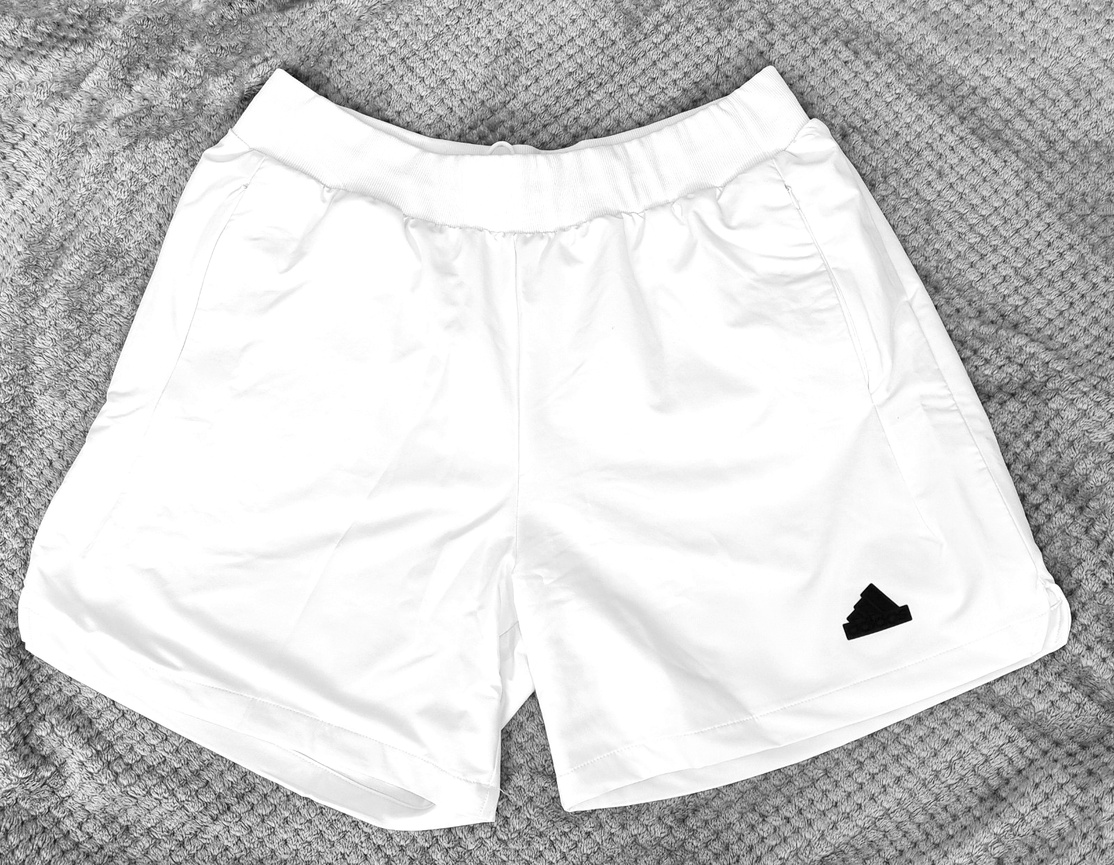 ADIDAS SPORTSWEAR Loosefit Shorts  Z.N.E. Gr. S,L, 4XL